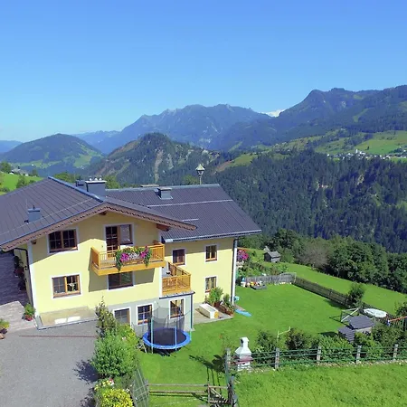 Lejlighed In With Hohe Tauern Views Taxenbach