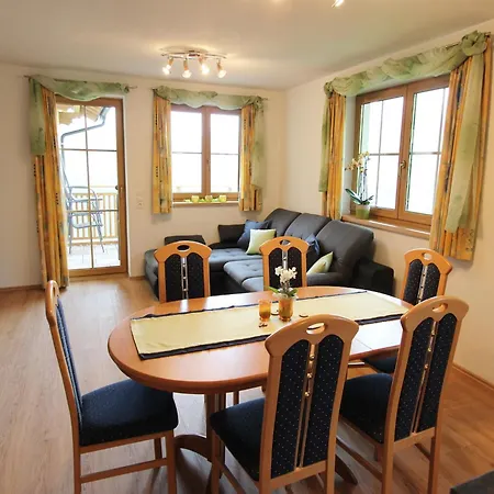 Appartement In With Hohe Tauern Views